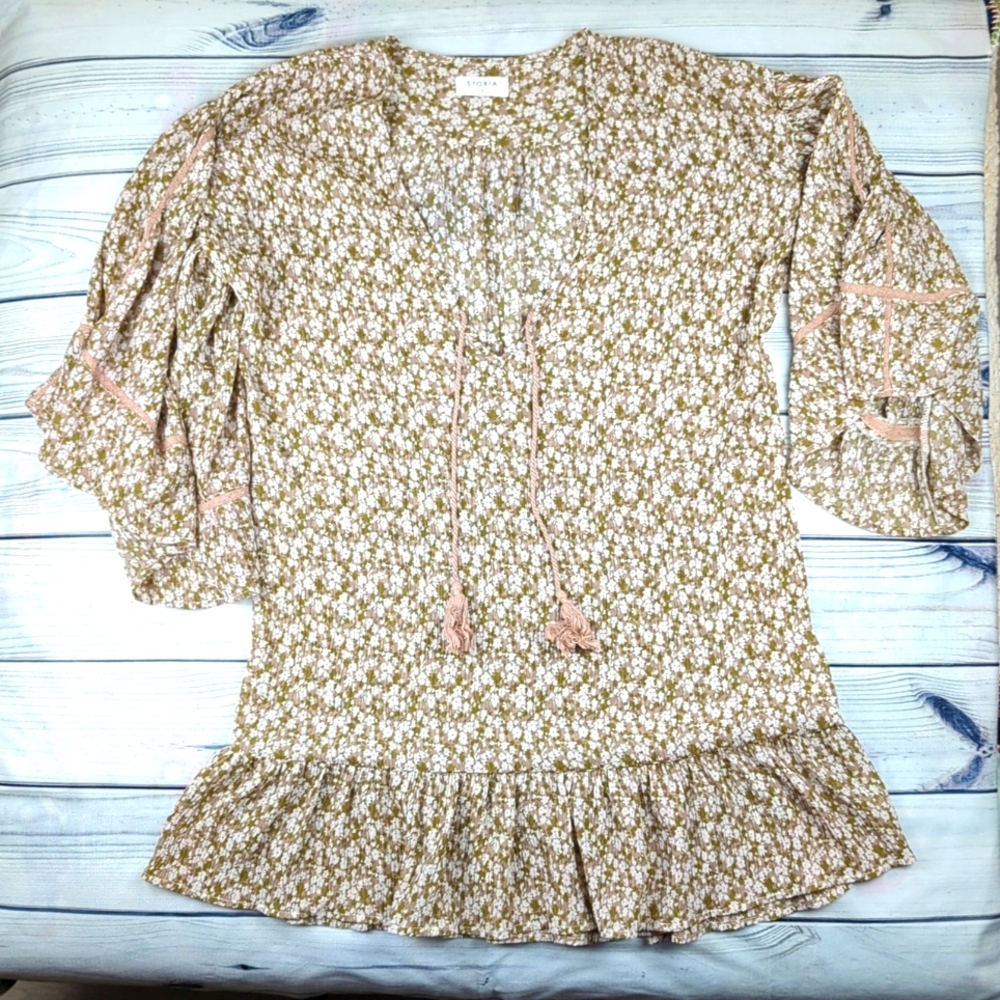 Storia Floral Blouse Size Small